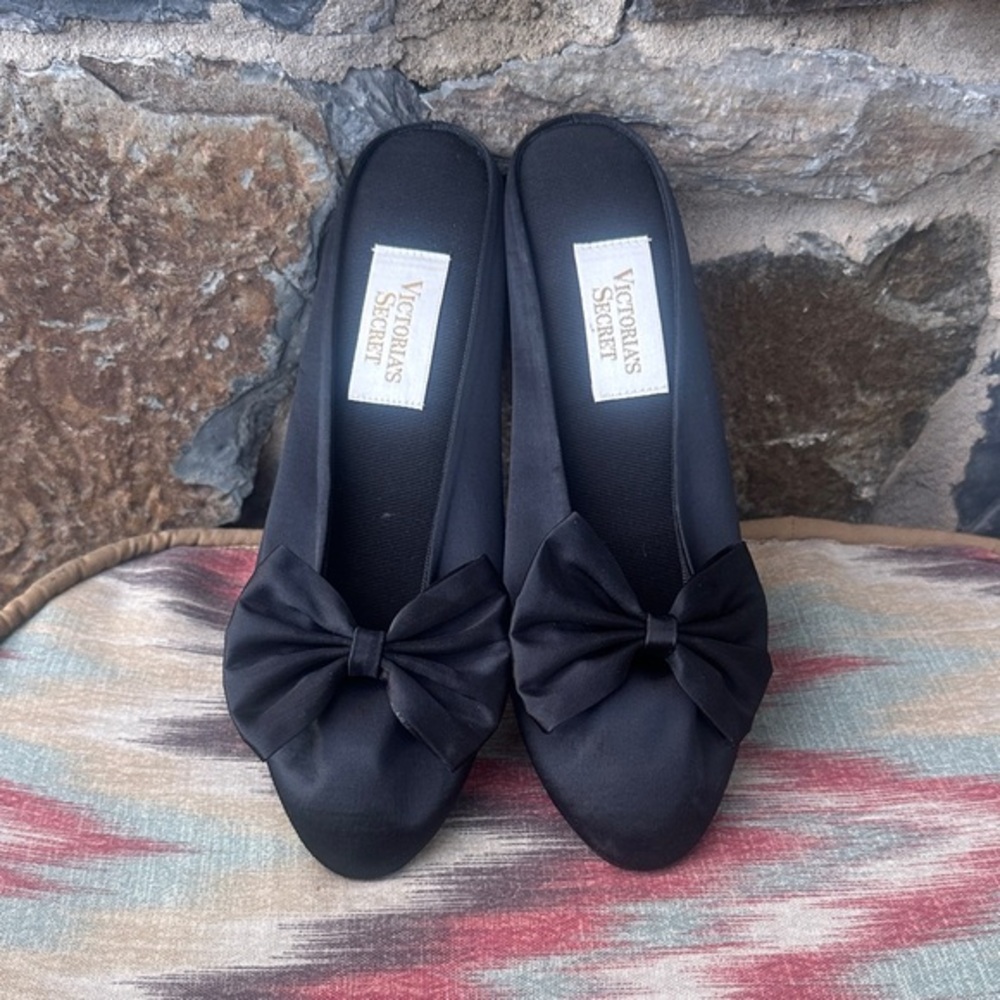 VTG Victoria’s Secret Gold Label Westgate Satin Bow Slipper Shoe Black Boudoir